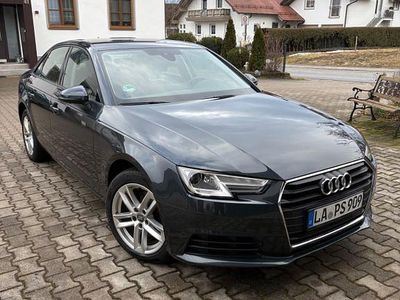Gebraucht Audi A4 Ambiente 150 PS (110 kW) 2017 Grau Limousine