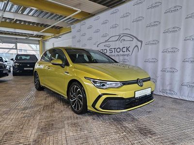 Gelb Gebraucht 2023 VW Golf R-line Limousine | 25.950 € (Fairer Preis)