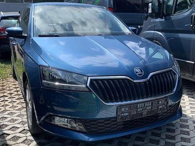 Titanblaumetallic Gebraucht 2021 Skoda Fabia Ambition Kleinwagen | 17.990 € (Etwas zu teuer)