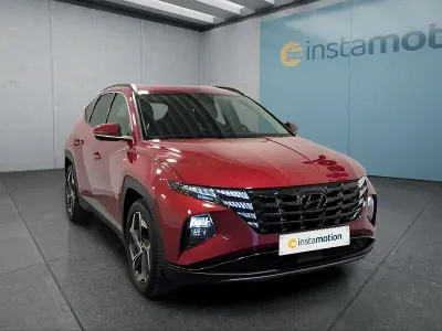 Gebraucht Hyundai Tucson 136 PS (100 kW) 2021 Rot SUV