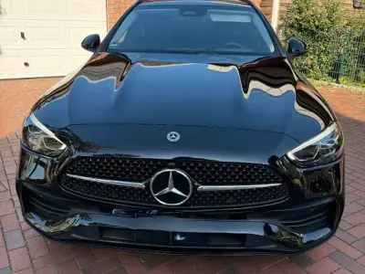Gebraucht Mercedes C180 AMG line 170 PS (125 kW) 2023 Schwarz Limousine