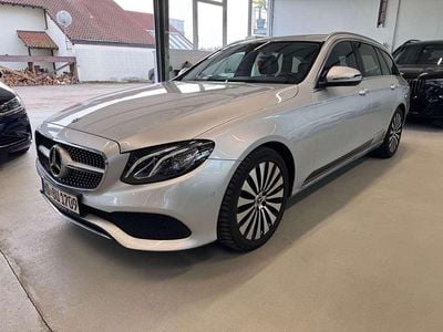 Gebraucht Mercedes E220 194 PS (142 kW) 2018 Iridiumsilber Kombi