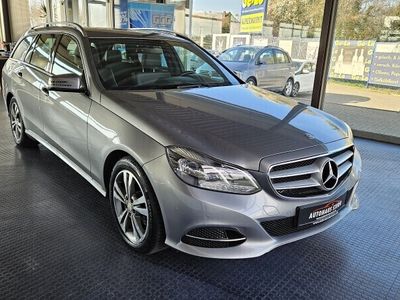 gebraucht Mercedes E200 CDI T-Modell*Avantgarde*Automatik*Navi*LED