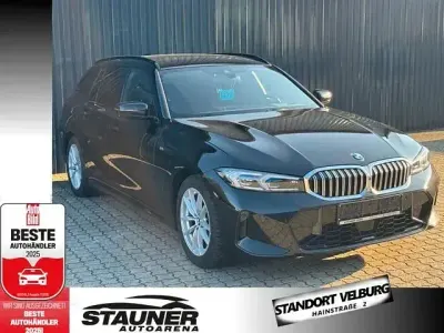 Gebraucht BMW 318 M Sport 156 PS (114 kW) 2024 Schwarz Kombi