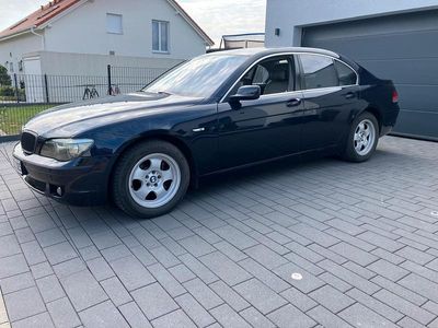 BMW 740
