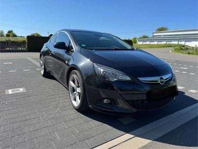 Opel Astra GTC