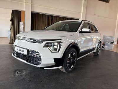 (ud) schneeweiss Gebraucht 2023 Kia e-Niro Inspiration SUV | 31.990 € (Teuer)