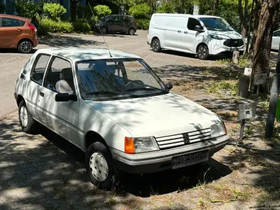 Gebraucht Peugeot 205 60 PS (44 kW) 1989 Weiß Kleinwagen