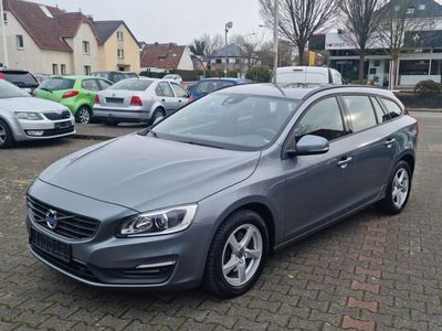 gebraucht Volvo V60 Kombi Linje Business Navi Xenon