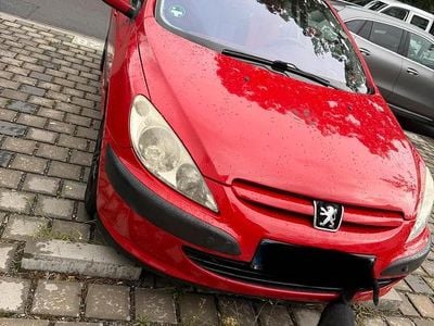 Rot Gebraucht 2003 Peugeot 307 Kombi | 3.500 €
