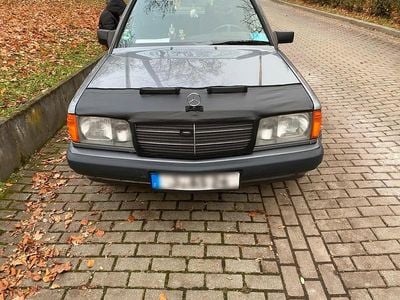 Silber Gebraucht 1989 Mercedes 190 Limousine | 3.500 €