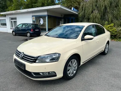 Gebraucht VW Passat 105 PS (77 kW) 2014 Beige Limousine
