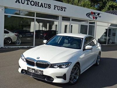 Gebraucht BMW 320 Sport Line 163 PS (119 kW) 2020 Weiß Limousine