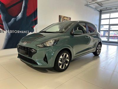 Neu Hyundai i10 GO! 79 PS (58 kW) 2025 Mangrove green pearl Kleinwagen