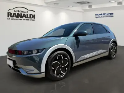 Gebraucht Hyundai Ioniq Techniq 125 kW (170 PS) 2022 Grün Kleinwagen