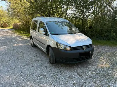 Gebraucht VW Caddy 102 PS (75 kW) 2011 Silber Van / Kleinbus