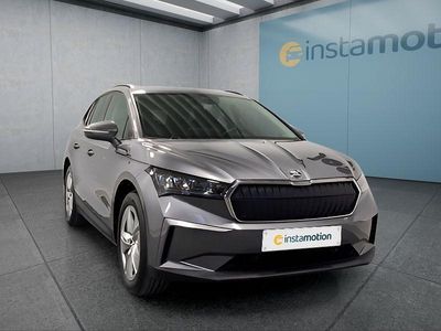 Grau Gebraucht 2023 Skoda Enyaq iV Loft SUV | 26.549 € (Etwas zu teuer)