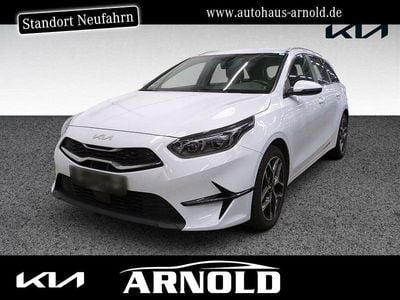 Gebraucht Kia Ceed Sportswagon Spirit 140 PS (102 kW) 2025 Carraraweiß Kombi