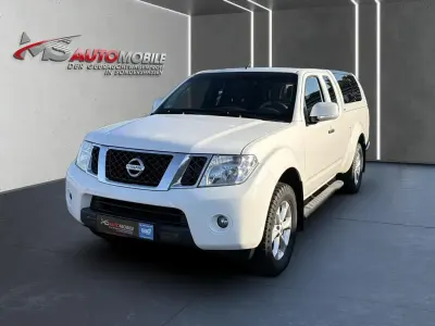 Gebraucht Nissan Navara SE 190 PS (139 kW) 2015 Silber Pickup