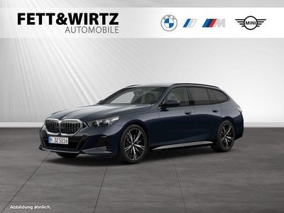 Gebraucht BMW 540 M Sport 303 PS (222 kW) 2025 Carbonschwarz metallic Kombi