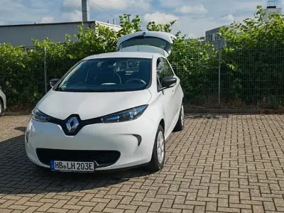 Gebraucht Renault Zoe 67 kW (92 PS) 2019 Weiß Kleinwagen