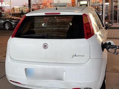 Gebraucht Fiat Punto 60 PS (44 kW) 2009 Weiß Kleinwagen