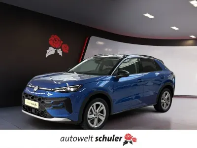 Gebraucht VW T-Roc Cabriolet Life 150 PS (110 kW) 2026 Blau SUV