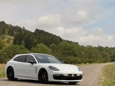 Gebraucht Porsche Panamera Sport 460 PS (338 kW) 2019 Weiß Kleinwagen