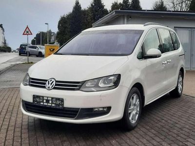 Weiß Gebraucht 2010 VW Sharan Comfortline Van / Kleinbus | 9.900 € (Fairer Preis)