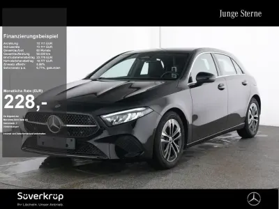 Gebraucht Mercedes A200 Progressive 163 PS (119 kW) 2025 Schwarz Limousine