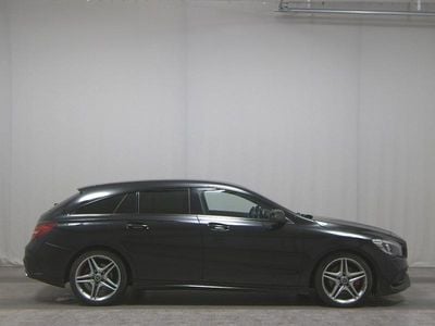 Gebraucht Mercedes CLA220 Shooting Brake AMG line 170 PS (125 kW) 2019 Kosmosschwarz metallic Kombi