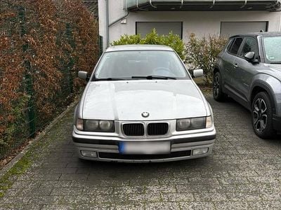 Gebraucht BMW 316 116 PS (85 kW) 2000 Silber Coupé
