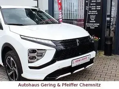 Używany Mitsubishi Eclipse Cross Select 188 KM (138 kW) 2022 Biały SUV