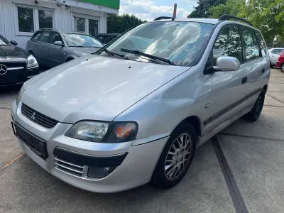 Gebraucht Mitsubishi Space Star 98 PS (72 kW) 2004 Silber Van / Kleinbus