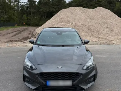 Usata Ford Focus ST-Line 125 CV (91 kW) 2020 Grigio Berlina