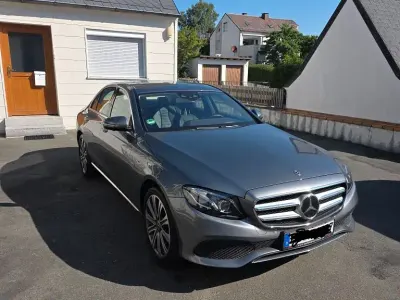 Gebraucht Mercedes E350 211 PS (155 kW) 2017 Grau Limousine