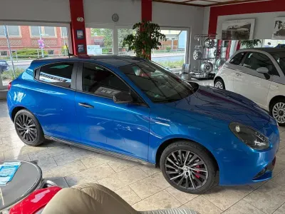 Gebraucht Alfa Romeo Giulietta Super 150 PS (110 kW) 2018 Blau Kleinwagen