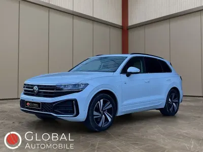 Gebraucht VW Touareg R-line 286 PS (210 kW) 2024 Weiß SUV