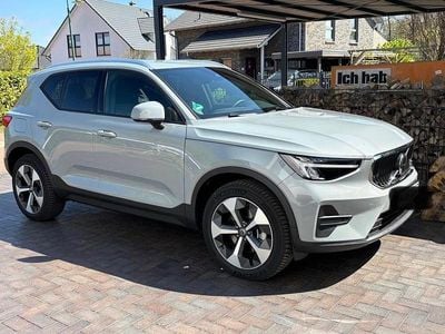 Usata Volvo XC40 Core 163 CV (119 kW) 2025 Grigio SUV