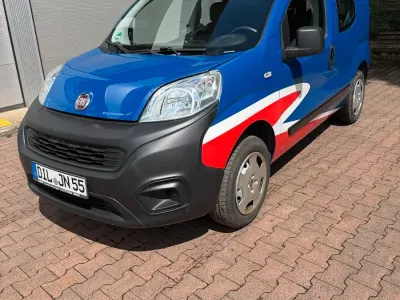 Gebraucht Fiat Fiorino 77 PS (56 kW) 2019 Blau Van / Kleinbus