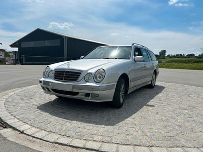 gebraucht Mercedes E280 4-Matic W/S210 T-Modell Allrad
