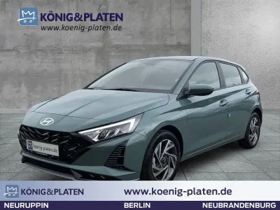 Neu Hyundai i20 Trend 90 PS (66 kW) 2026 Mangrove green (grün) Kleinwagen