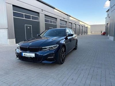 Gebraucht BMW 330e M Sport 292 PS (214 kW) 2021 Blau Kombi