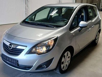 Second-hand Opel Meriva Edition 120 CP (88 kW) 2012 Argintiu Monovolum