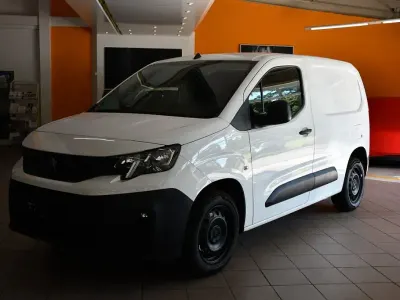 Gebraucht Peugeot Partner Premium 102 PS (75 kW) 2020 Weiß Van / Kleinbus