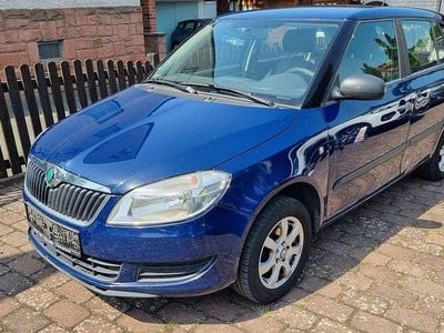 Gebraucht Skoda Fabia Special 86 PS (63 kW) 2010 Modra pacific/pacific blau Kleinwagen