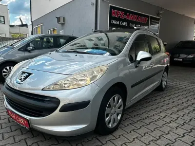 Gebraucht Peugeot 207 Tendance 95 PS (69 kW) 2008 Lackierung alumin Kombi