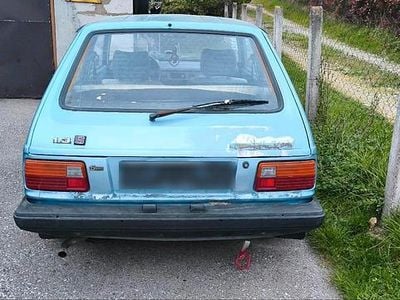 Begagnad Toyota Starlet 70 HK (51 kW) 1972 Blå Halvkombi