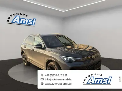 Second-hand VW Tiguan R-line 204 CP (150 kW) 2025 Gri SUV