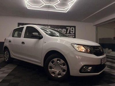 Gebraucht Dacia Sandero Acces 77 PS (56 kW) 2019 Weiß Limousine